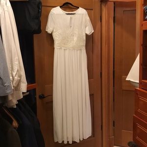 Shop Stevie cream color XL